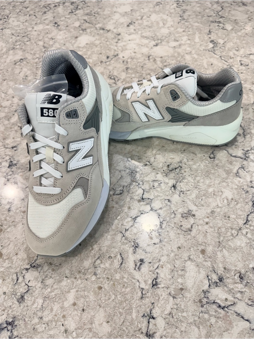 NEW x Size 8M/9.5W x New Balance 580 Comme des Garcons Homme White - MT580HM2